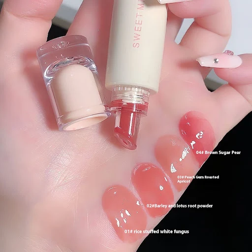 Title 3, Brightening and Moisturizing Balm Lip Lacquer E...