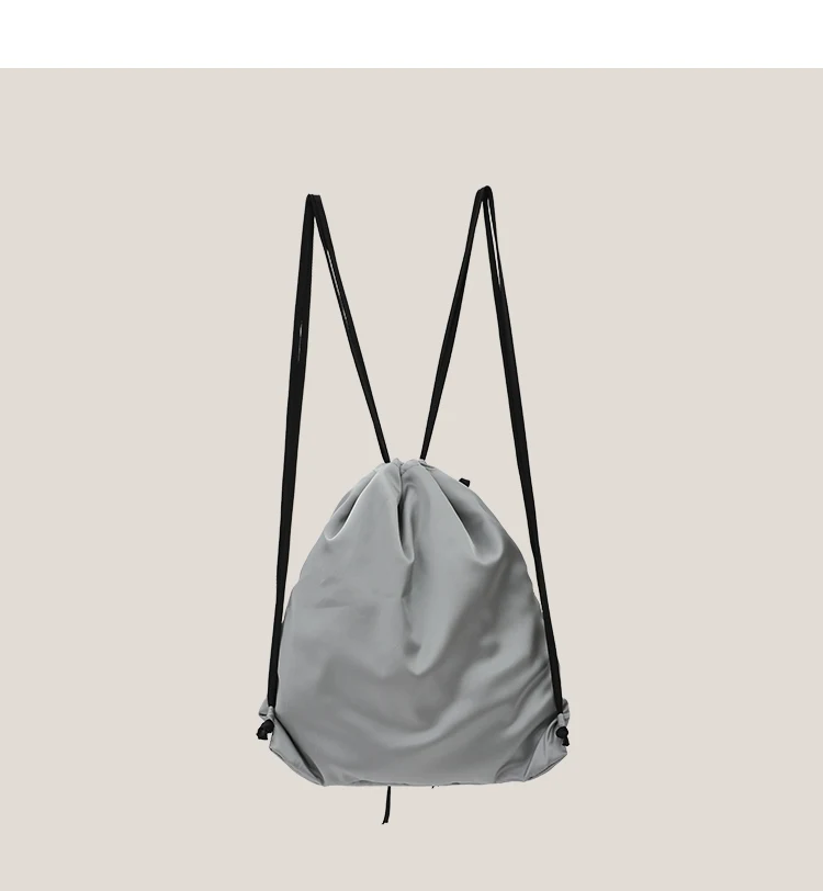 Mochila feminina de tecido com laço de seda e cordão, elegante e versátil, perfeita para uso diário e eventos especiais. — foto 6