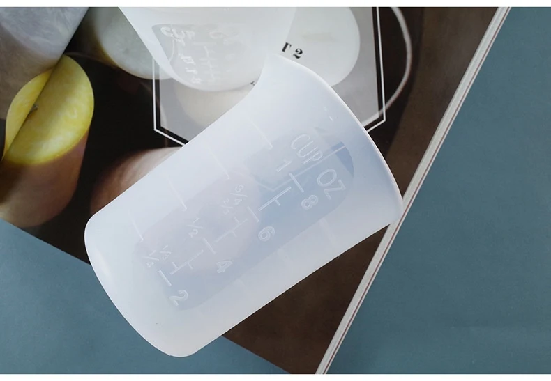 Soft Heat-Resistant Graduated Glass Measuring Cup with Soft Silicone Grip for precise liquid and ingredient measurements — photo 11