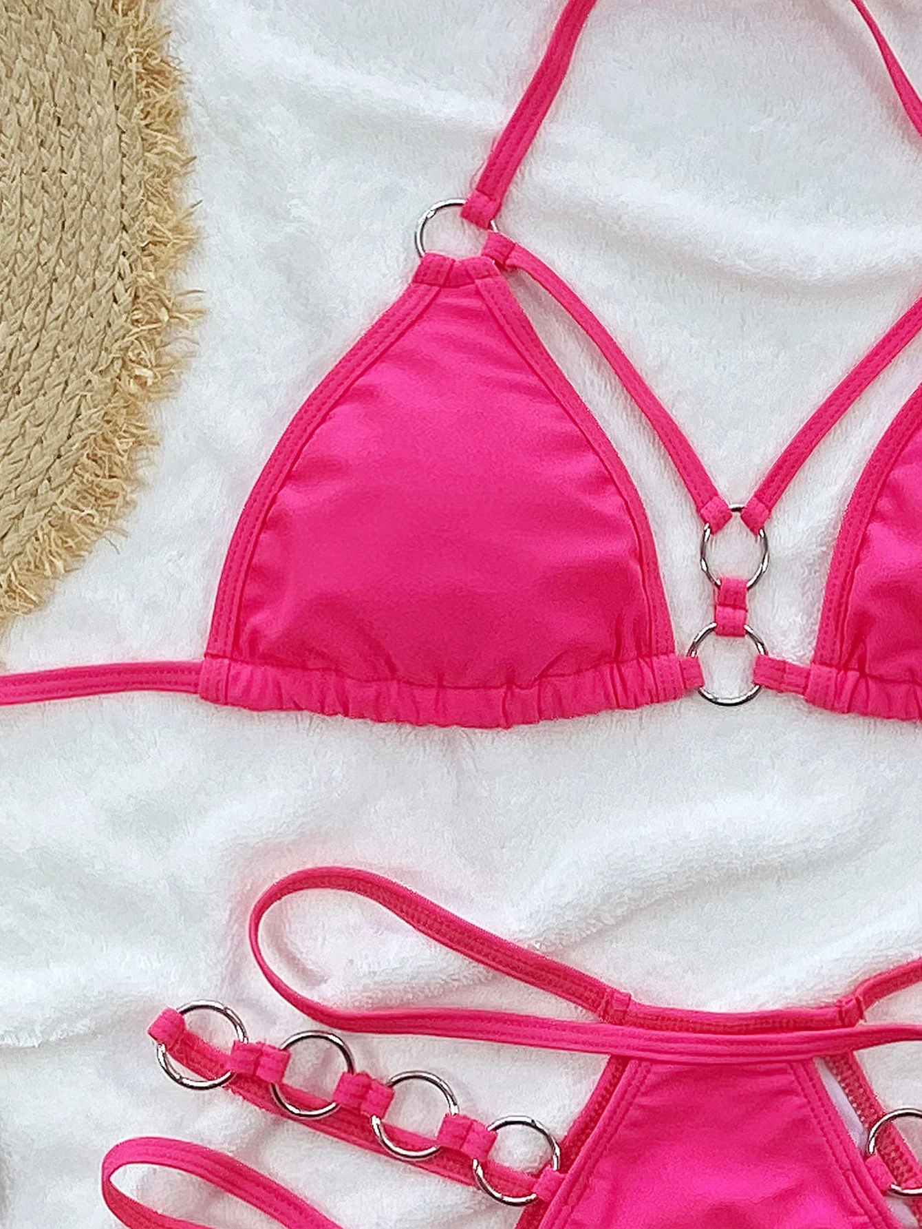 Biquíni de cor pura feminino Traje de banho separado Ideal para praia e piscina Conforto e estilo para o verão Design elegante e moderno Aproveite o sol com confiança — foto 7
