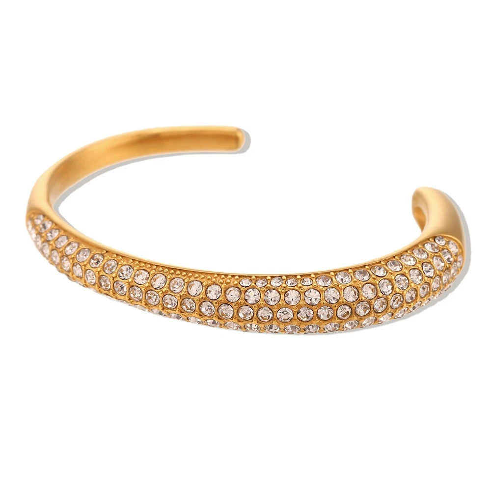 Pulseira Feminina de Aço Inoxidável Elegante e Simples. Um acessório de moda que combina charme e durabilidade, ideal para diversas ocasiões. — foto 1