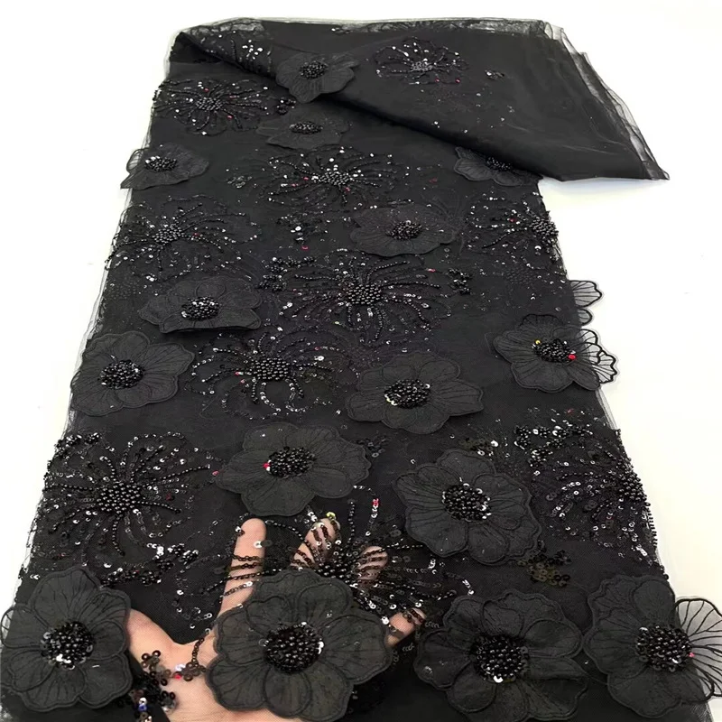 Dreidimensionales besticktes Mesh-Gewebe mit Pailletten, Perlen und Rohrstickerei für anspruchsvolle Mode- und Designprojekte. — foto 25