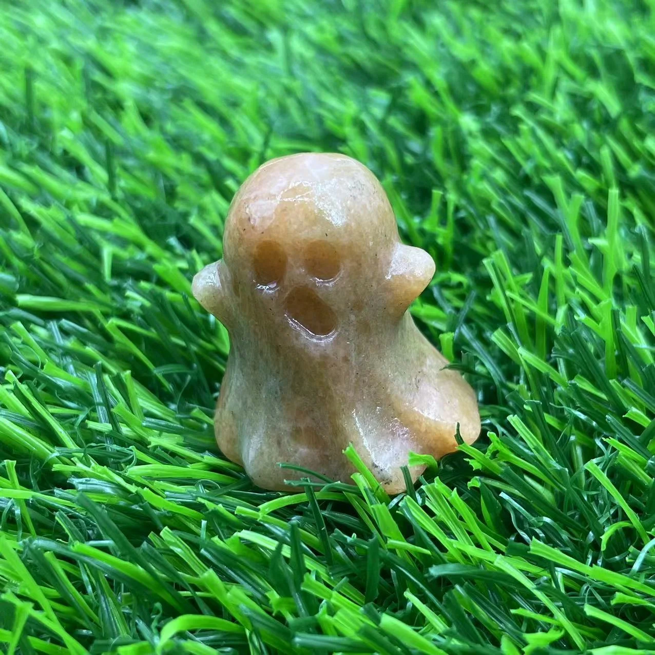 Fantasminha de Pedra Natural 3cm para Halloween. Decoração perfeita para sua casa ou festa. Um toque assustador e charmoso. — foto 26