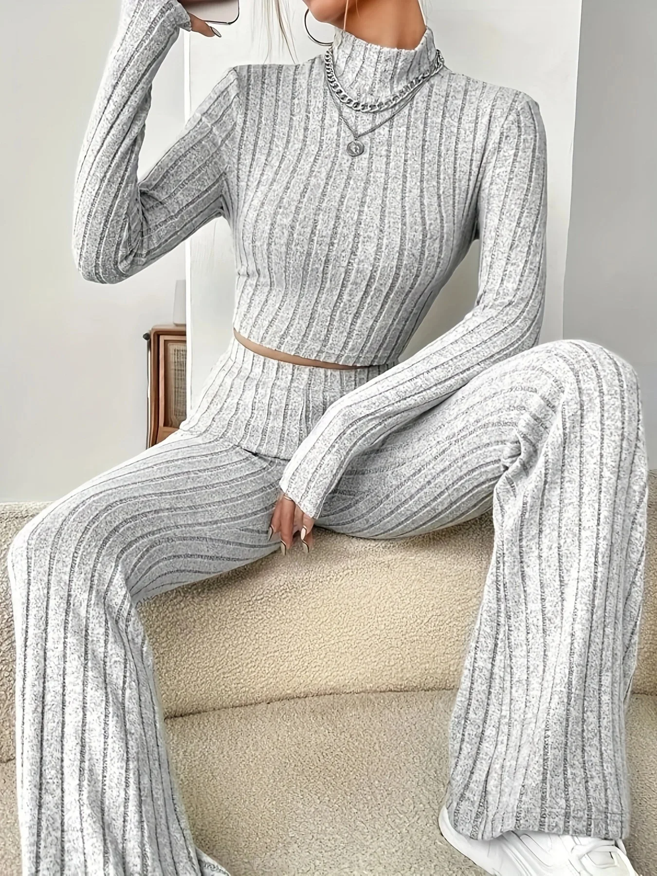 Title 3, Solid Color Rib Fabric Womens Long-sleeved Kni...
