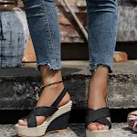 Damen Platform Keil Sandalen Übergröße Denim. Bequeme Denim-Sandalen mit Keilabsatz für Frauen. Stilvoller Komfort für sonnige Tage. — foto 5