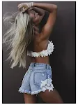 Shorts vaqueros de mujer, denim hot pants, perfectos para el verano. Cómodos y con estilo para lucir piernas y disfrutar del sol. — foto 2