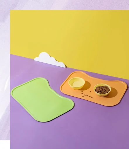 Title 1, Silicone dog and cat pet placemat, anti-overflo...