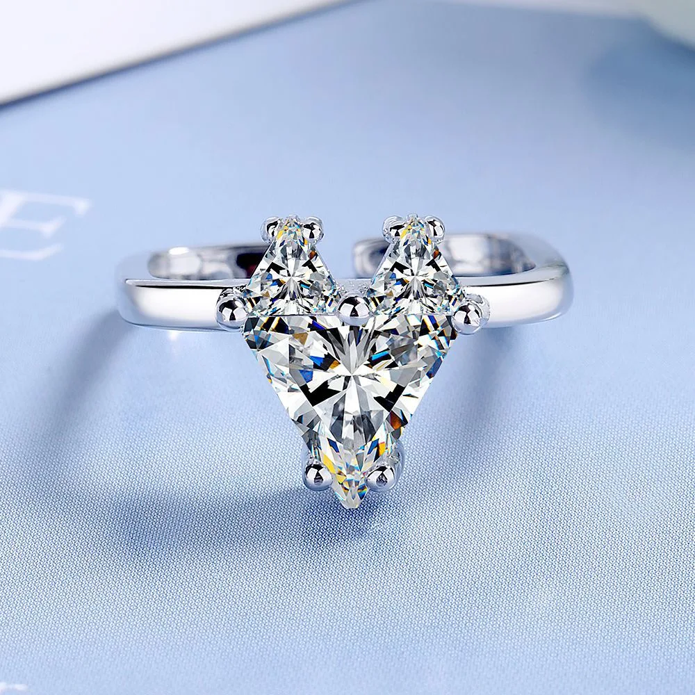 Anel Quadrado de Coração Elegante com Incrustações Finas. Uma joia para expressar amor e sofisticação. Presente perfeito. — foto 9