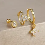 Y260036 Gold And White Three