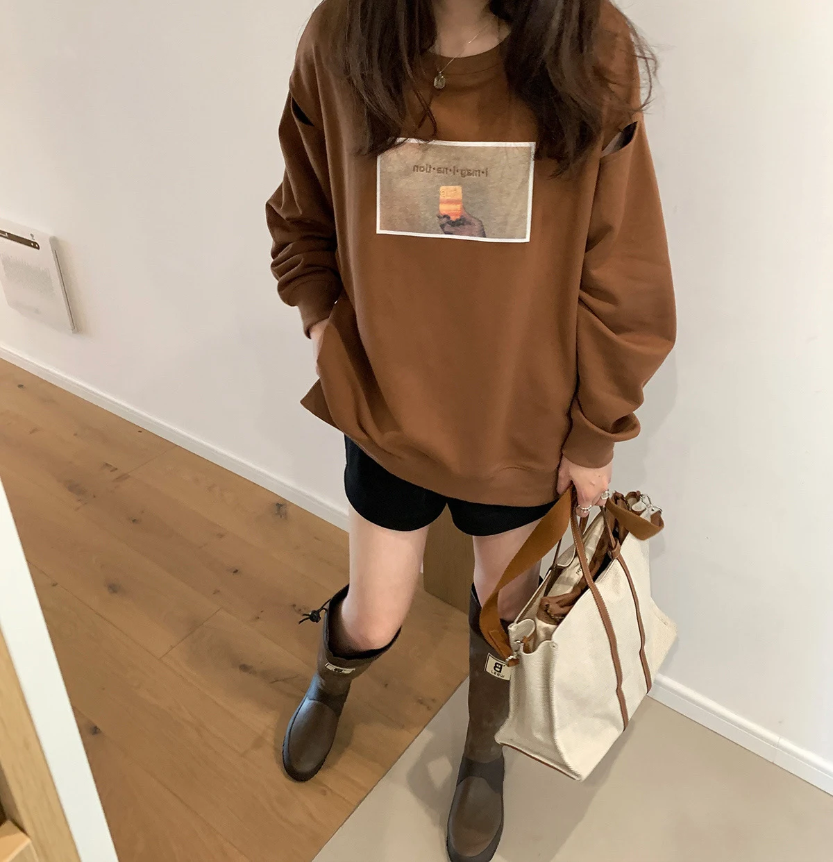 Modeweste bedruckter, lockerer, lässiger Pullover — foto 8