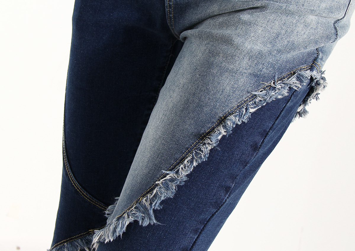 Title 6, Jeans geometrici con orlo grezzo, vita alta ed ...