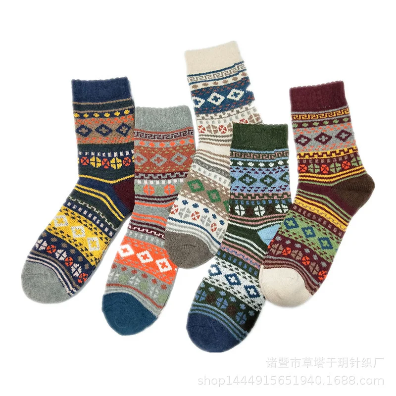 Heren wollen sokken herfst en winter Japanse retro vloersokken, warm en comfortabel voor thuisgebruik en op de vloer. — foto 10