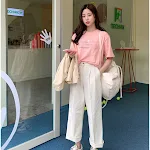 Bolsa de ombro transversal com cordão de lona, ideal para o dia a dia. Leve e espaçosa, oferece praticidade e estilo, perfeita para carregar seus itens essenciais. — foto 7