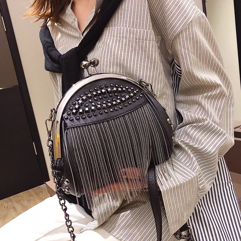 Title 1, Bolsa feminina de ombro com corrente e design v...
