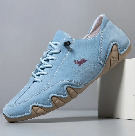 Herren- und Damen-Freizeitschuhe mit niedrigem Schaft. Bequeme Alltagsschuhe für Spaziergänge und Freizeitaktivitäten, stilvoll und vielseitig einsetzbar. — foto 3