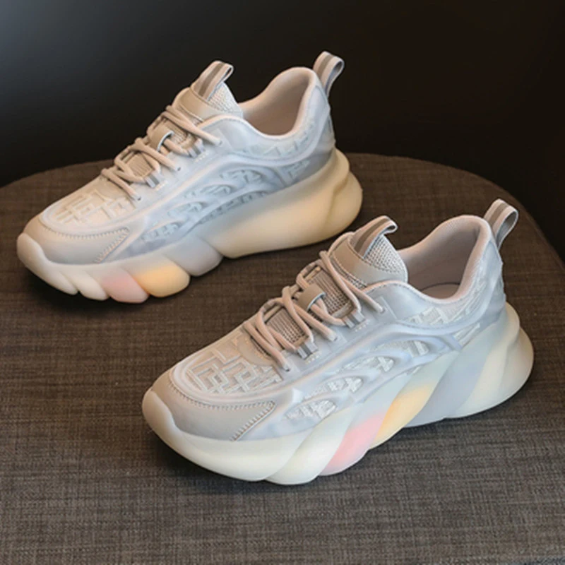 Korean Style Rainbow Bottom Casual Trendy White Sneakers. Comfortable and fashionable footwear, perfect for everyday wea — photo 6