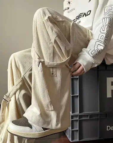 American Corduroy Overalls Men's Straight Wide Leg Comfortable and Stylish Perfect for Everyday Wear and Outdoor Activit