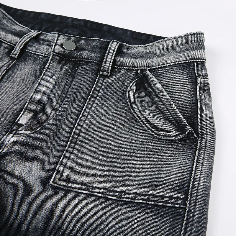 Jeans de trabajo con múltiples bolsillos, hebilla metálica y teñido anudado. Duraderos y cómodos para el trabajo y el estilo casual. — foto 12