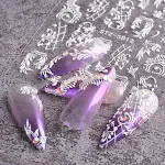 3D-reliëf nagelornamenten met een gebeeldhouwd rozenpatroon. Verfraai je nagels en creëer unieke, elegante bloemendesigns. — foto 10