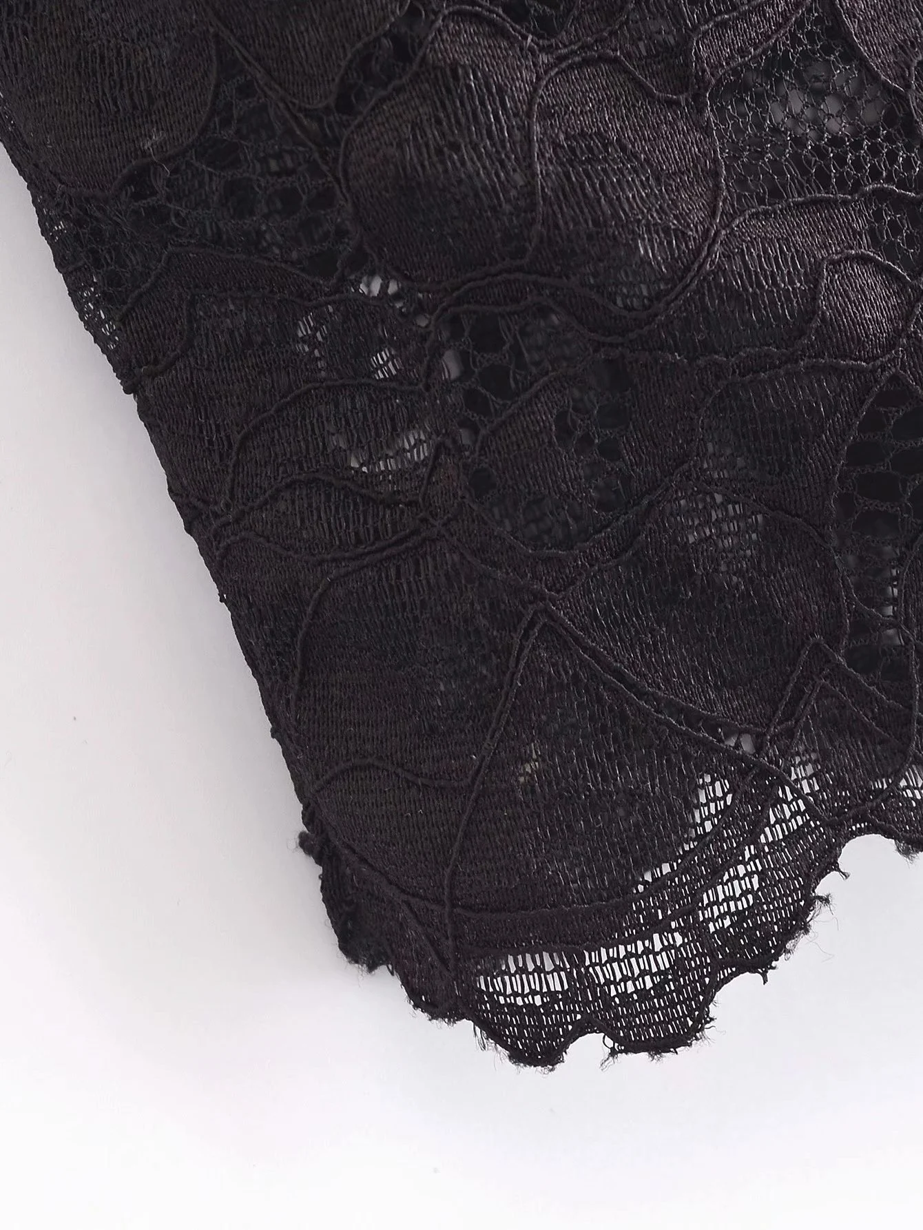 Women's All-match Lace Underwear Strapless Tube Top. Perfect for any outfit. Experience comfort and style with this vers — photo 3