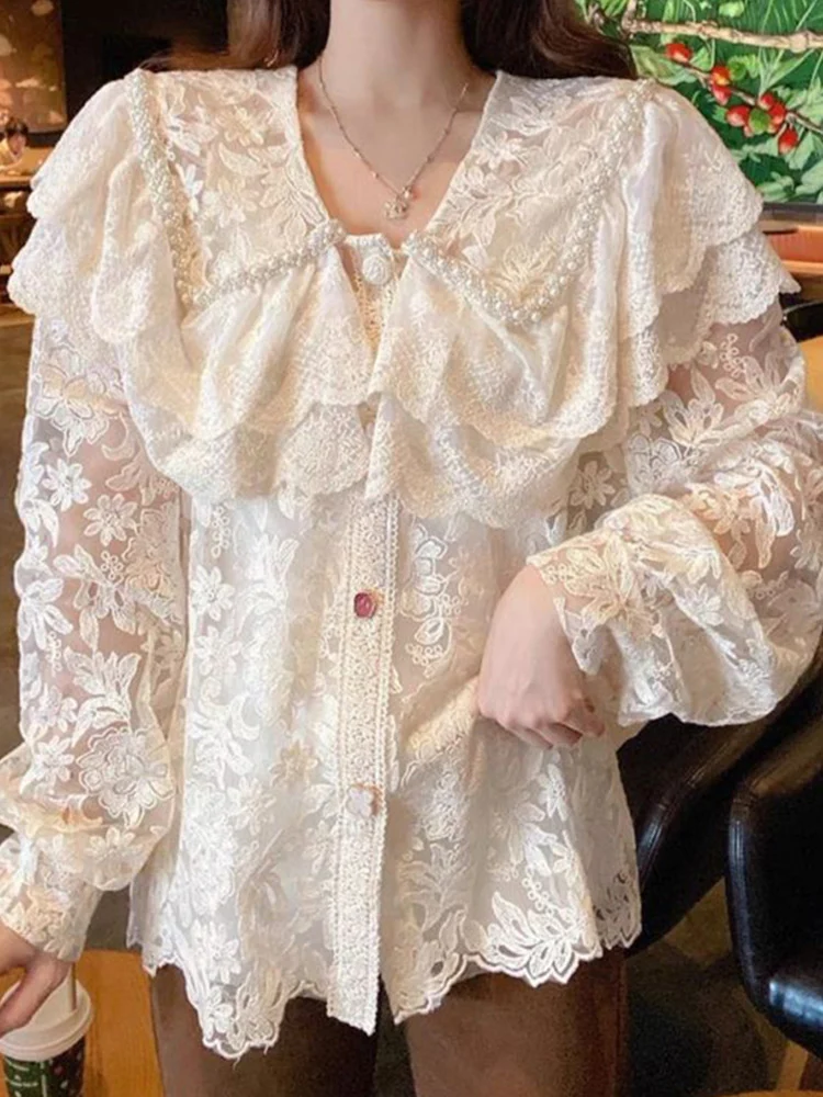 Blusa feminina Design Sense Niche Lace, doce e chique. Perfeita para um visual elegante e moderno, ideal para diversas ocasiões. — foto 1