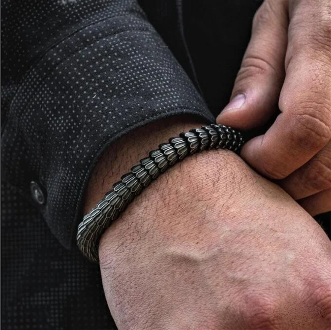 Title 1, Pulseira masculina criativa com escamas de cobr...