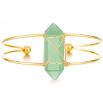 Pulseira de cristal com prisma hexagonal de ametista natural banhada a ouro. Desfrute da beleza e benefícios desta pulseira exclusiva. — foto 12