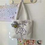 Bolsa de ombro de pelúcia com desenho animado fofo para outono e inverno, estilo universitário. Ideal para compras, macia e charmosa. — foto 1