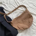 Conheça o novo coque coreano dumpling de um ombro. Perfeito para penteados rápidos, elegantes e sem esforço, ideal para qualquer ocasião. — foto 3