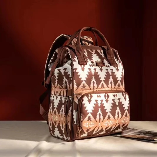 Mochila Retro Bohemian Estilo Étnico Ampla e estilosa. Perfeita para viagens, trabalho ou escola, com design único e charmoso. — foto 11