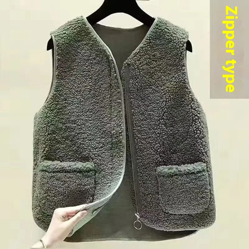Plus Size Fleece Vest for Plump Girls Cozy Warmth for Every Day. Stay Comfortable and Stylish in This Perfect Winter Ves — photo 5
