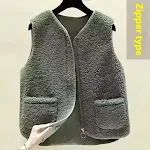 Plus Size Fleece Vest for Plump Girls Cozy Warmth for Every Day. Stay Comfortable and Stylish in This Perfect Winter Ves — photo 5