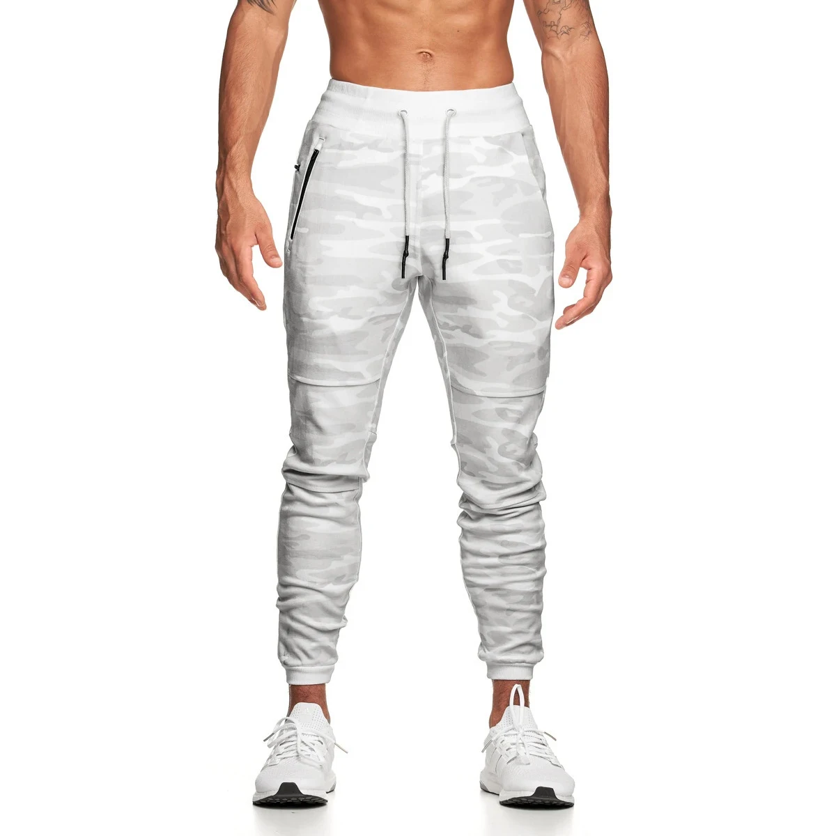Men's Running Sports Pants With Hanging Towel. Enjoy comfortable runs while easily accessing the attached towel for quic — photo 7