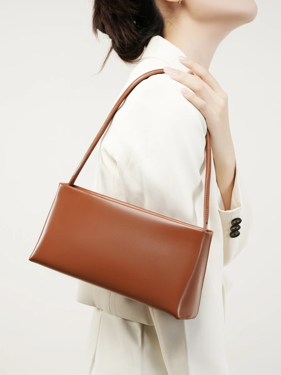 Women's Fashion New All-match Shoulder Bag. Versatile design complements any outfit, perfect for everyday use and specia — photo 5