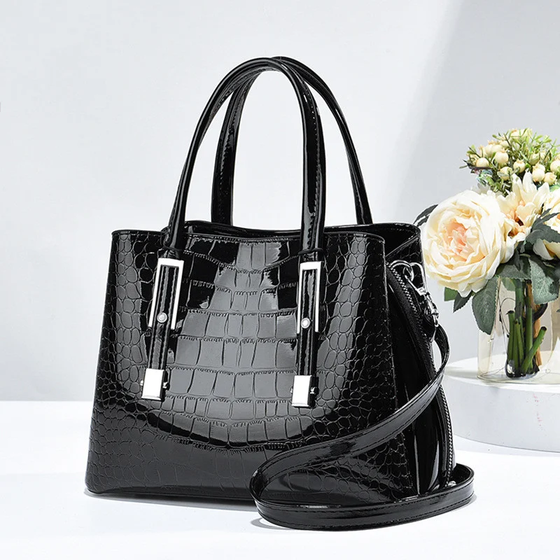 New High-Grade Female Summer Crossbody Bag. Stylish and Comfortable for Everyday Use. Perfect for carrying your essentia — photo 8