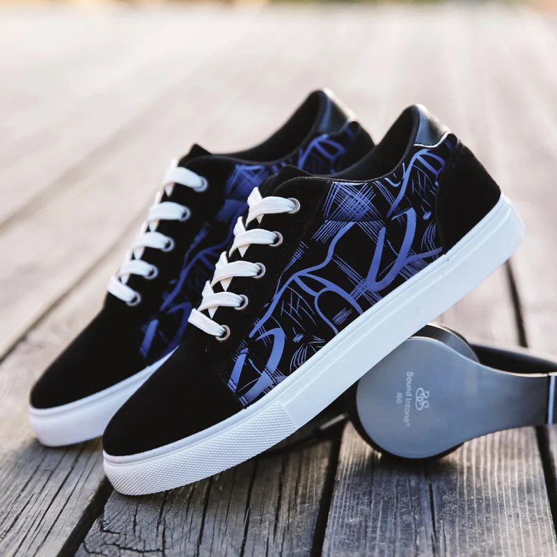 Title 6, Sports shoes designed for running and training ...
