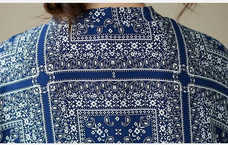 Title 22, Floral vacation style travel V-neck retro cotto...