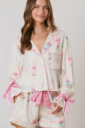 Title 6, Womens Christmas Bow Long Sleeve Pajamas Short...