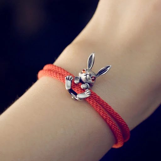 Title 1, Pulseira de Corda Vermelha Retro Rabbit Fashion...