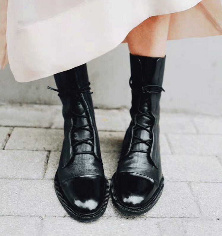 British Style Lace-Up Flat Mid Boots in Large Sizes – Comfortable and Stylish Footwear for Everyday Wear and Special Occ — photo 5