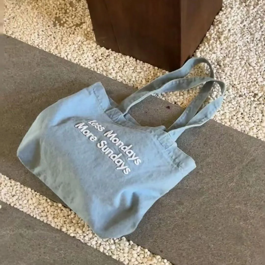 Bolsa Jeans Bordada, Moda Versátil, Classe, para o Trabalho, Estilo Americano Retrô, Ombro e Mão, Tote Elegante e Funcional. — foto 10