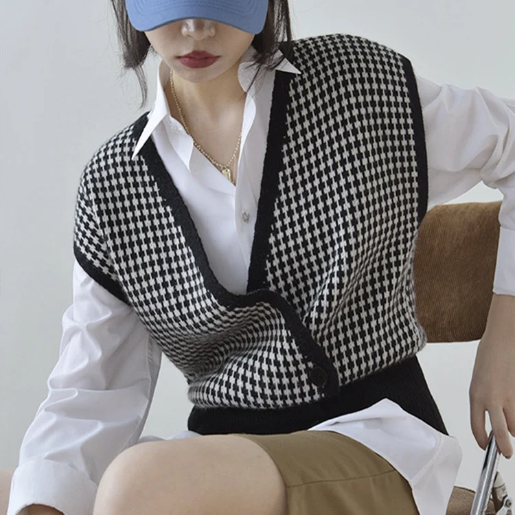 Title 3, Cardigan Sweater Vest Women Outer Wear Top