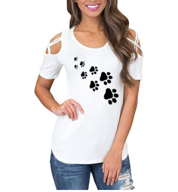 T-shirt girocollo con stampa a cuore, maniche corte, perfetto per un look casual e confortevole con un tocco di femminilità. — foto 8