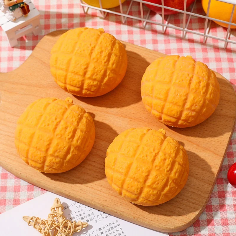 Brinquedos de comida com sensação de lama simulada para apertar e descomprimir. Alívio do estresse e diversão sensorial. — foto 8