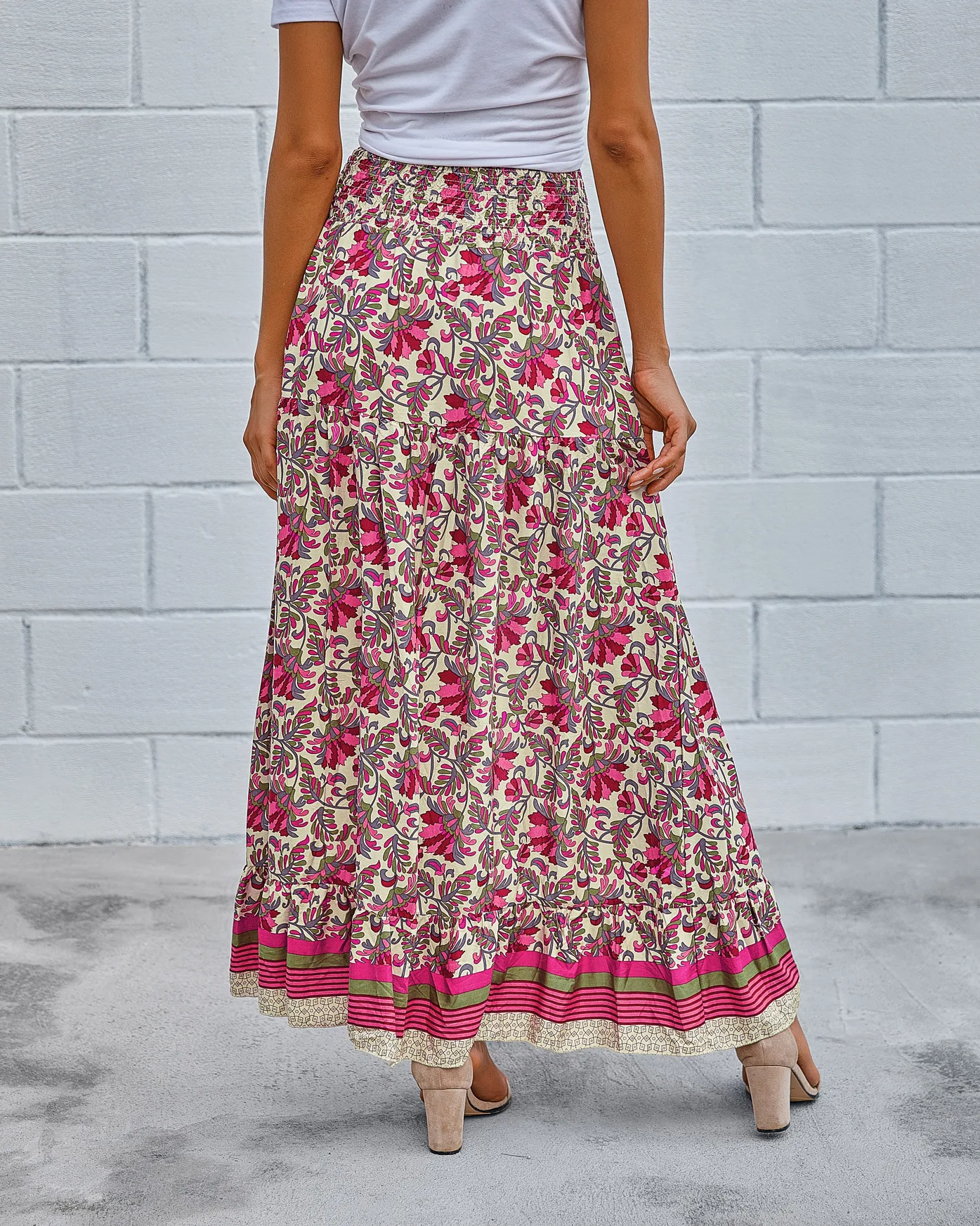 Saia longa feminina de cintura alta irregular, para todas as combinações, ideal para um visual elegante e confortável, perfeita para diversas ocasiões, versátil! — foto 28