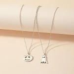 Colar de Abóbora Fantasma Natalino Popular. Adicione um toque festivo ao seu visual. Perfeito para presentes e celebrar o Natal com estilo. — foto 4