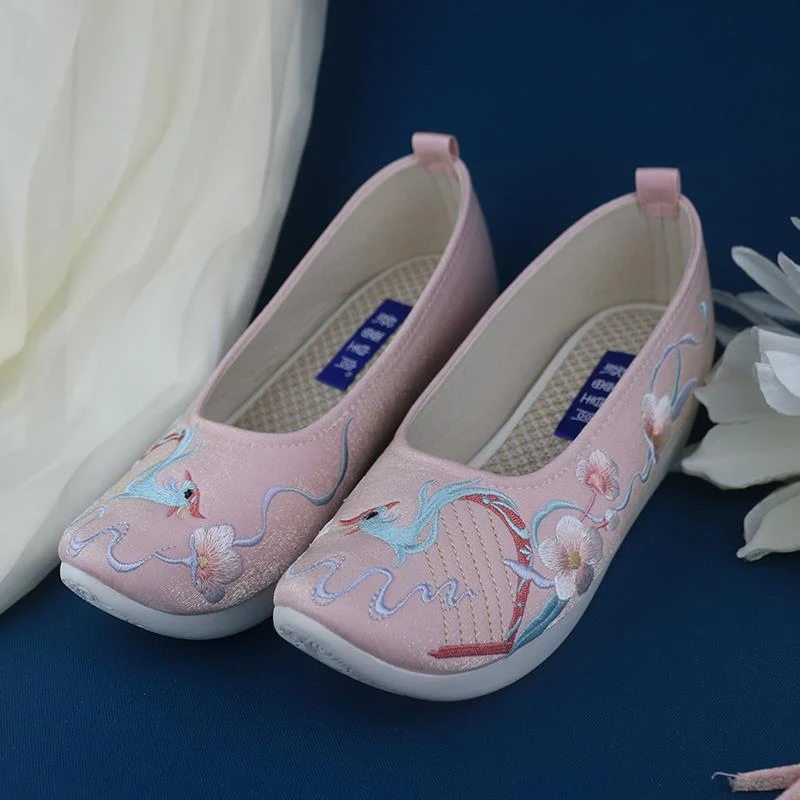 Title 8, Dengyuns Hanfu Shoes Increase Head Height