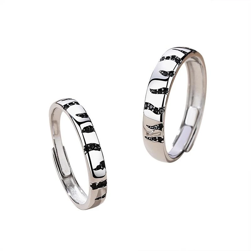 Anel de casal com padrão de tigre em prata esterlina. Tendência de nicho. Expresse seu amor com este anel elegante e único. — foto 3
