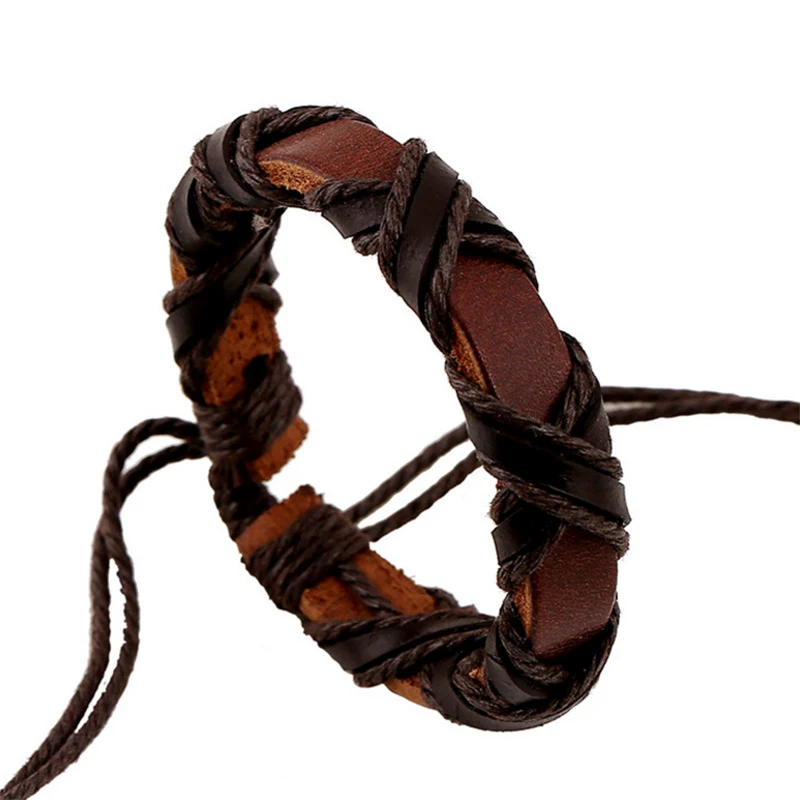 Bracciale nordico Asgard in pelle artigianale. Design robusto, stile vichingo. Regolabile, comodo, resistente. Perfetto per festival, cosplay e uso quotidiano. — foto 2