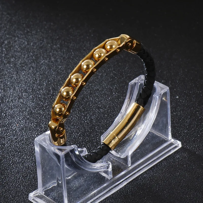 Title 9, Pulseira masculina rotativa de couro trançado e...